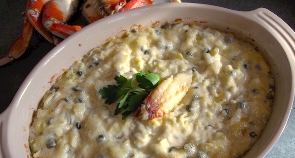 Hot artichoke and Dungeness crab dip
