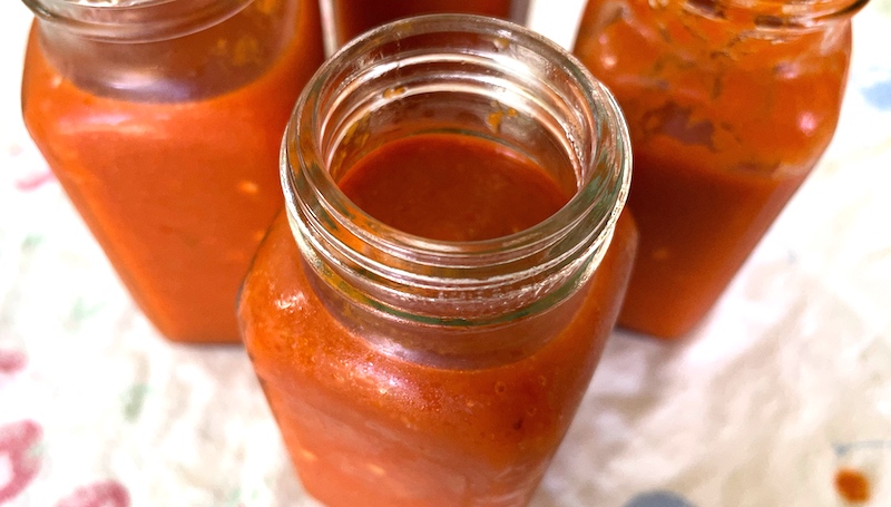 https://goodstuffnw.com/images/2022/hot_sauce_fermented1.jpg